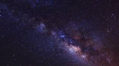 La tête dans les étoiles